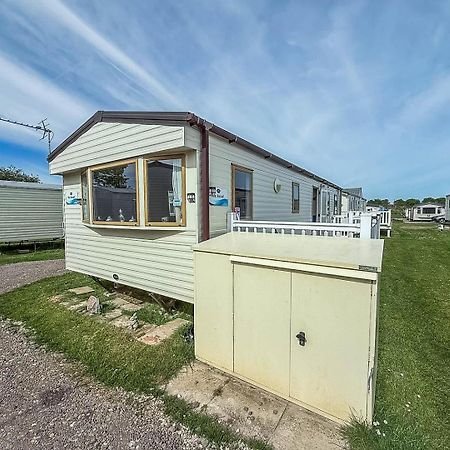 8 Berth Caravan With Decking At Sunnydale In Lincolnshire Ref 35087S Louth  Kültér fotó